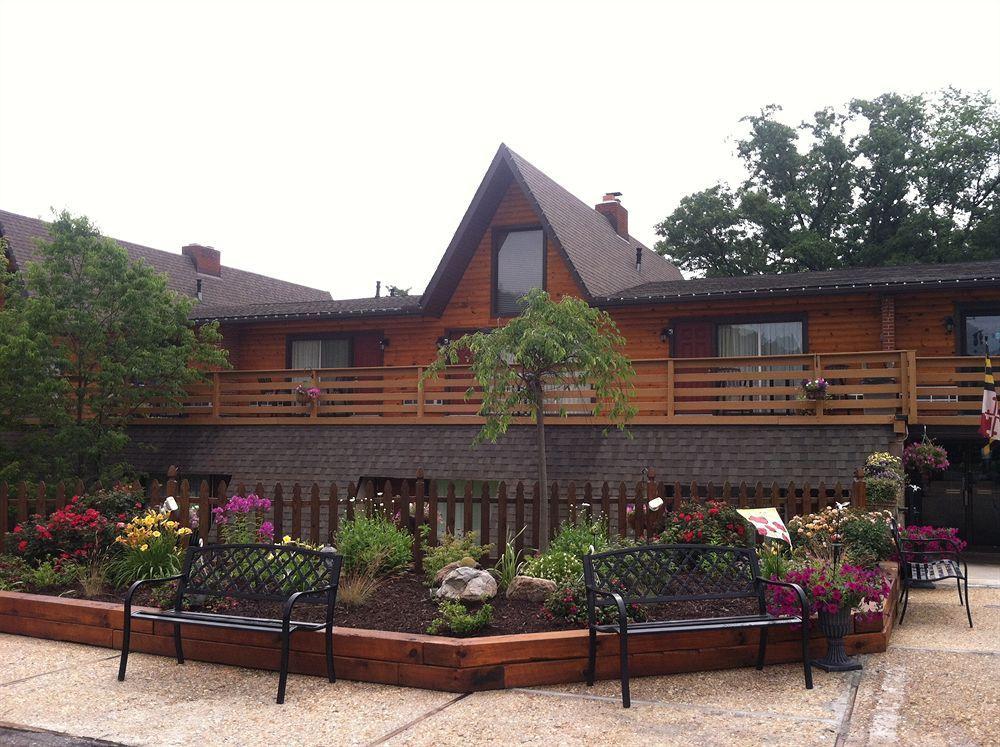 Inn At Deep Creek Oakland Екстериор снимка
