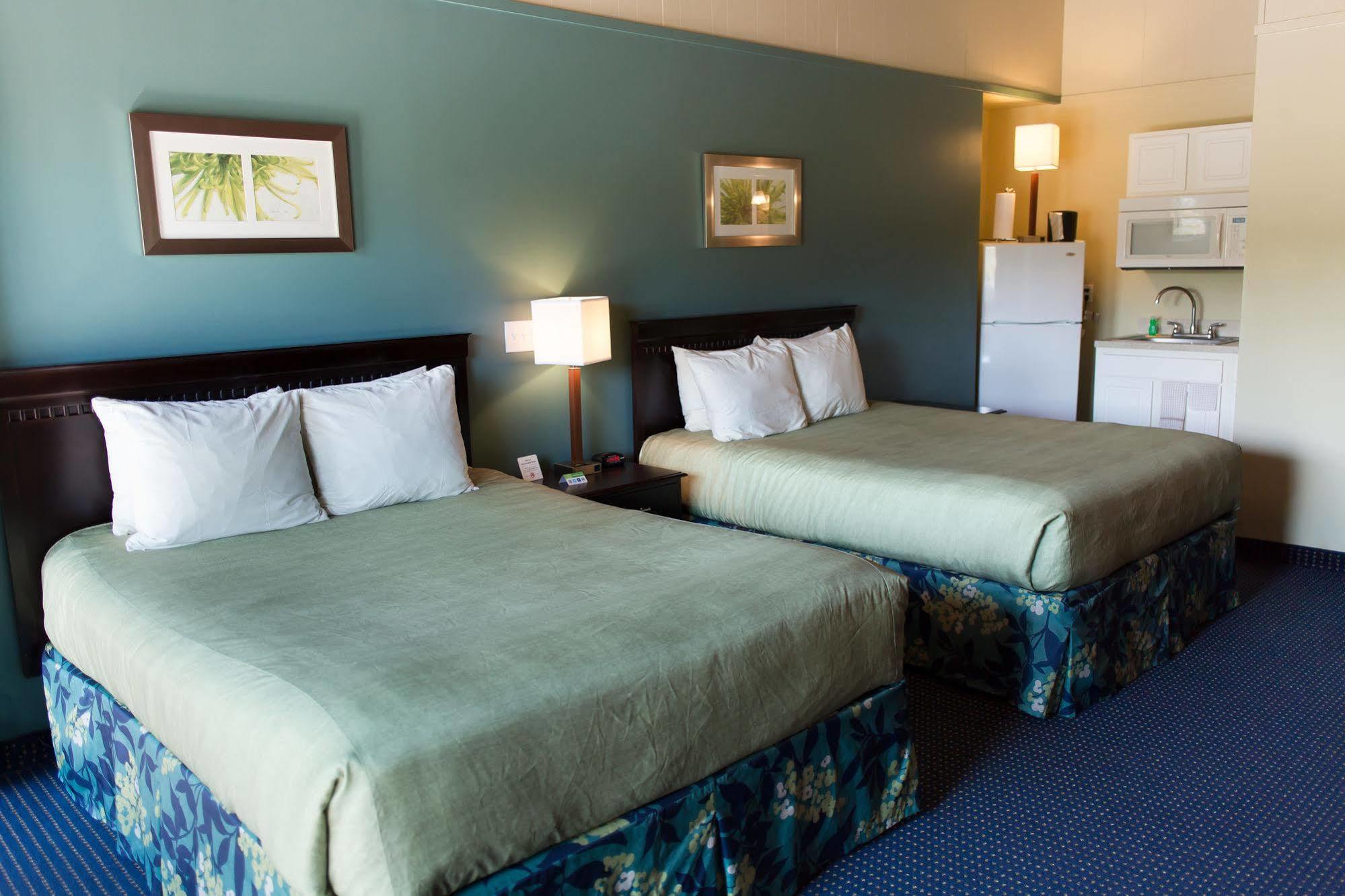 Inn At Deep Creek Oakland Екстериор снимка
